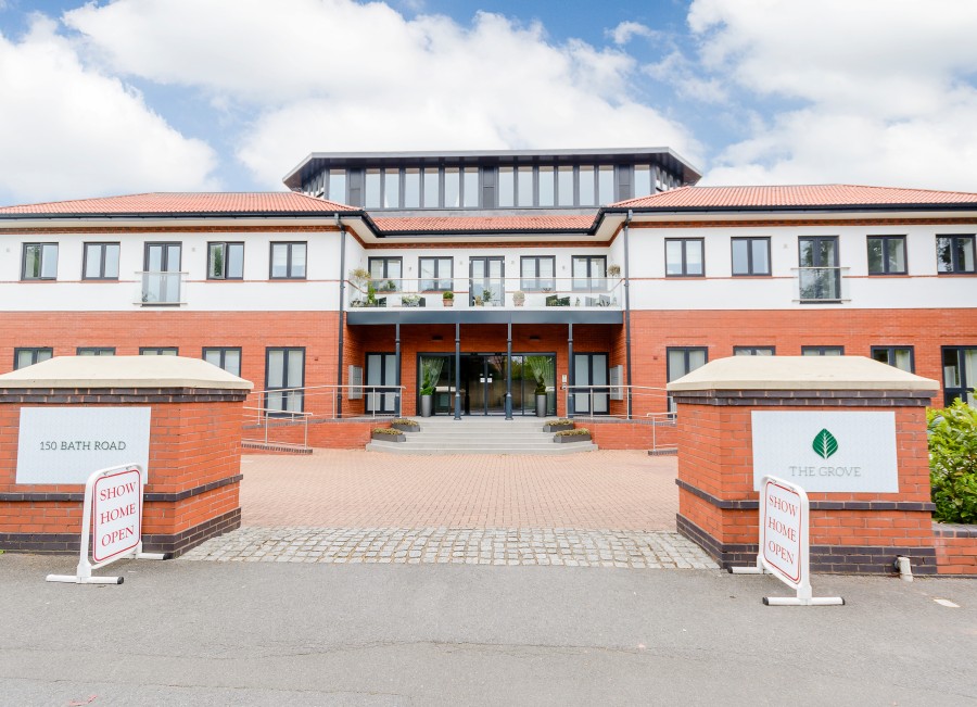 The Grove, Bath Road, Maidenhead SL6 4LB Braxton