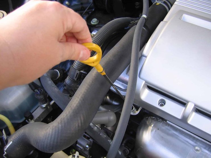 Checking and Refilling Your Oil in your Car