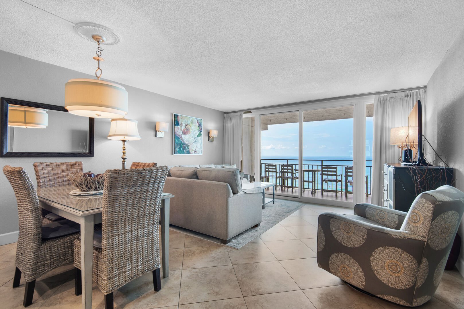 See Our 2023 Condo Rentals in Fort Walton Beach The Breakers of Fort