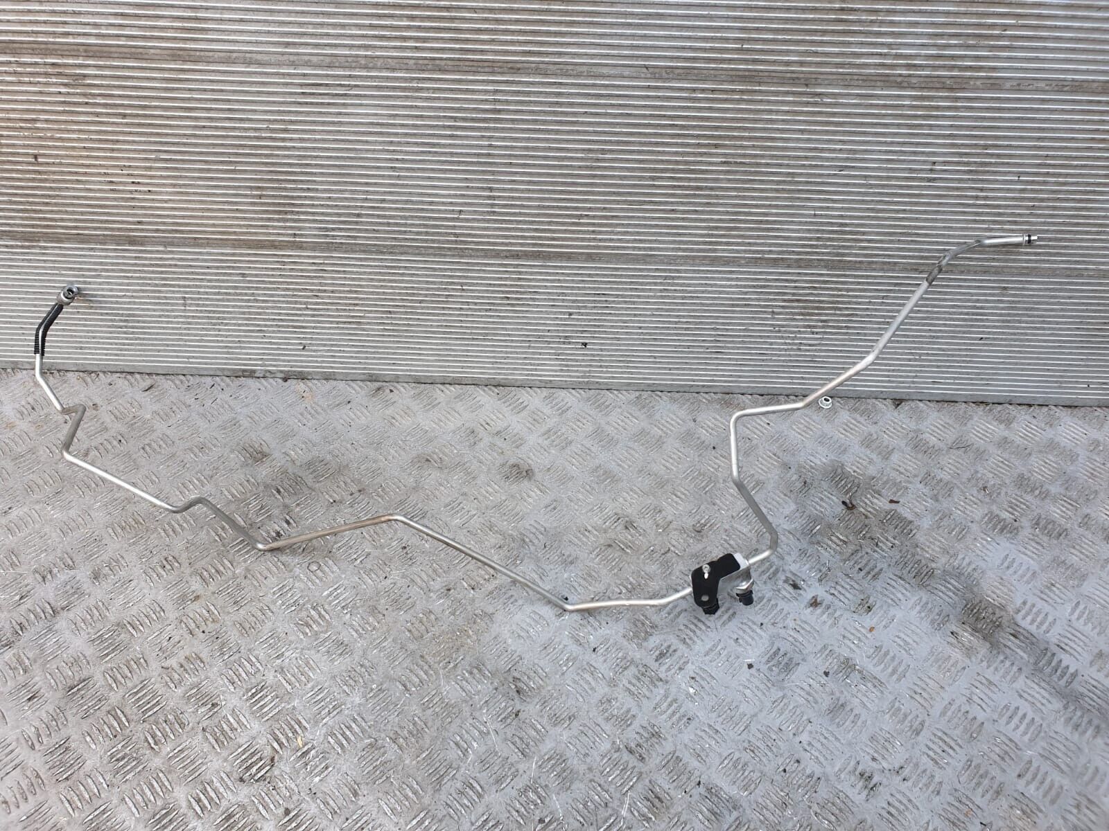 Toyota Prius Plus Air Con Pipe 2019 Prius Plus 1.8 vvti Hybrid AC Pipe