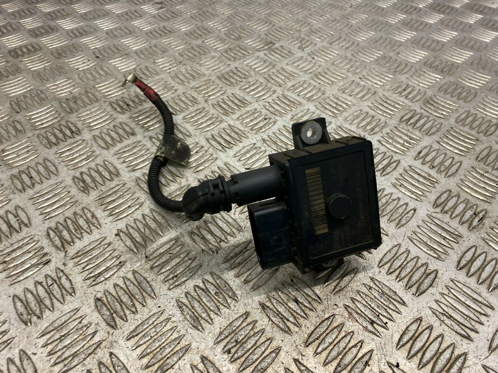 2009 BMW 3 SERIES E90 2.0 DIESEL GLOW PLUG CONTROL MODULE RELAY OEM