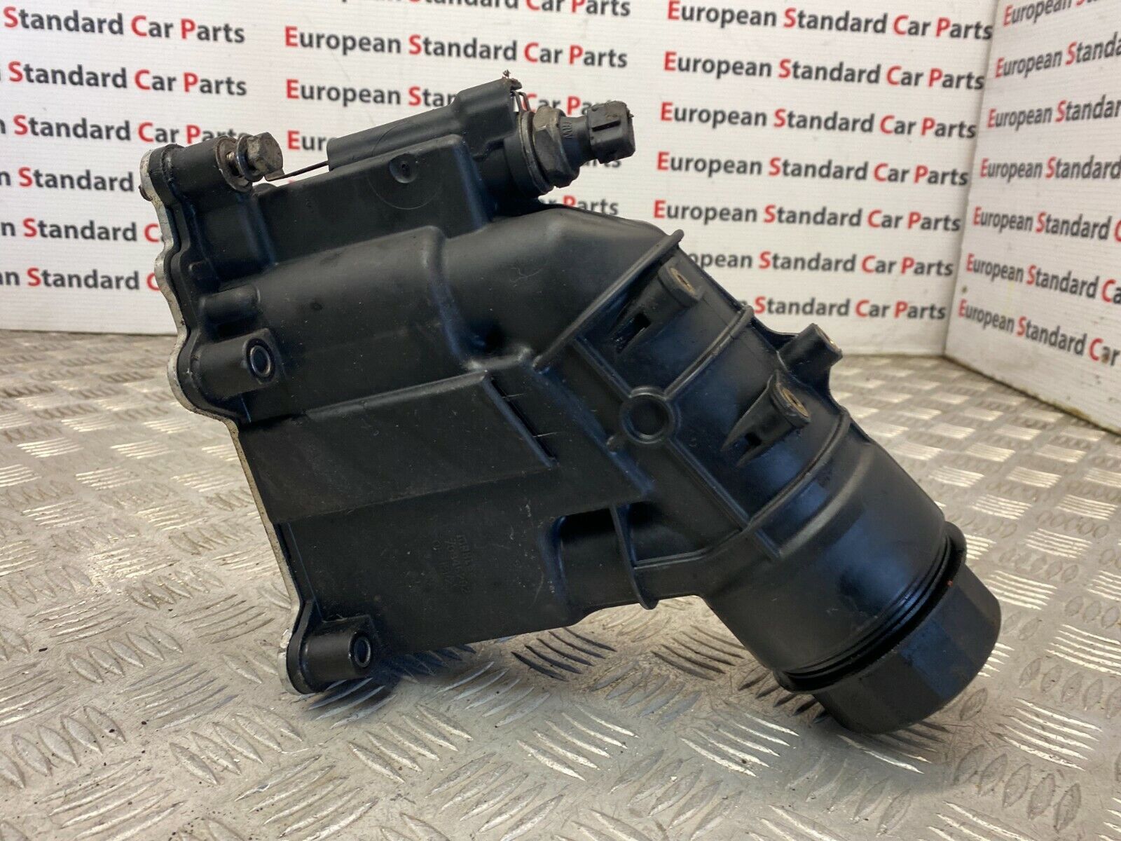 2008 BMW 5 SERIES 520D E60 N47 2.0 DIESEL OIL FILTER HOUSING 7807799