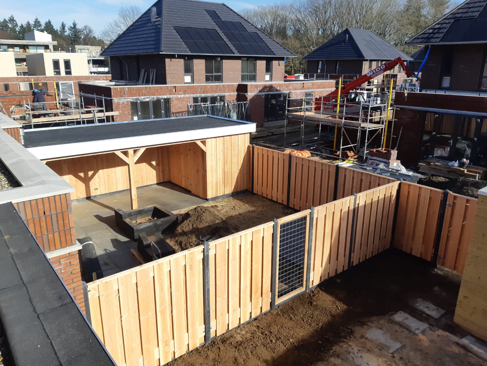 Veranda met schutting Breehuis