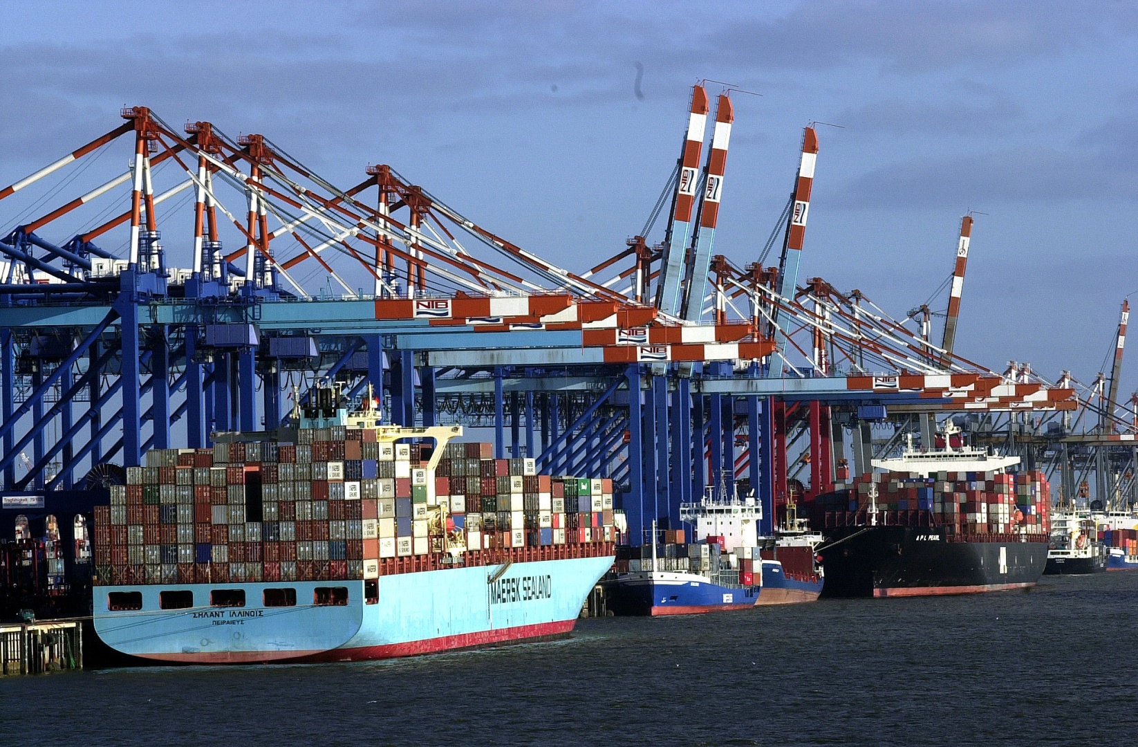 Overseas Harbors Bremerhaven.de