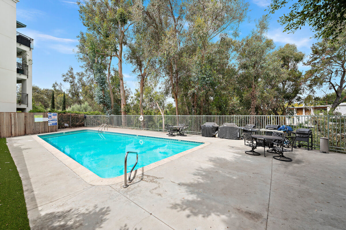 Image Gallery Brentwood by the Park Apartments