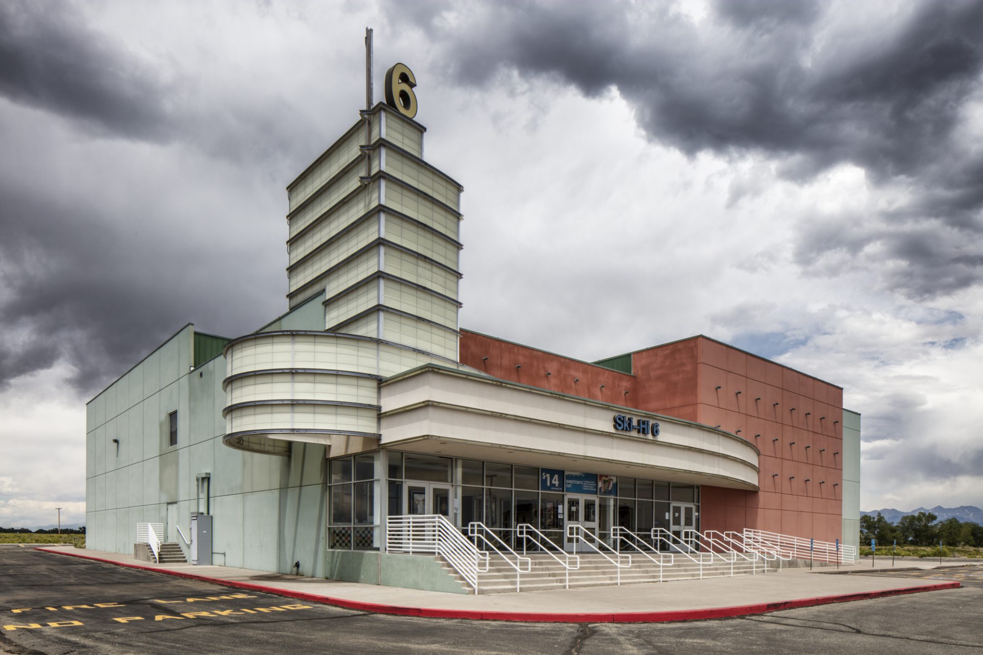 Architectural Photographs BRIAN K. EDWARDS PHOTOGRAPHY