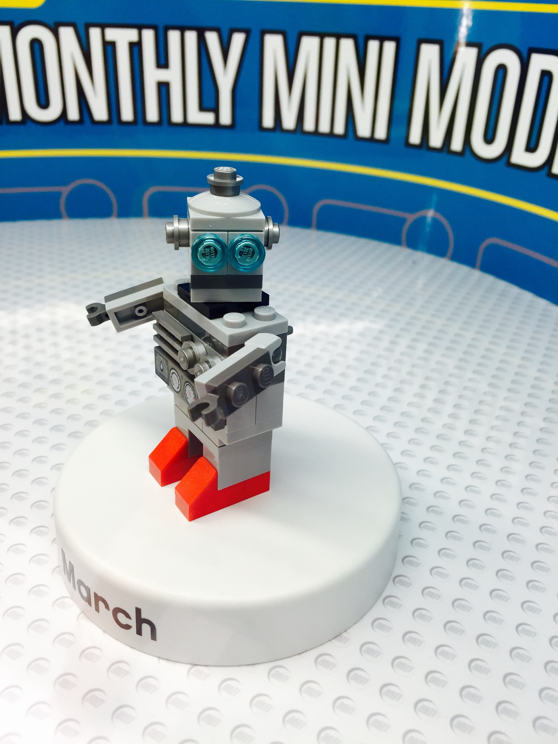 March 2015 LEGO Robot Mini Monthly Model Build Photos
