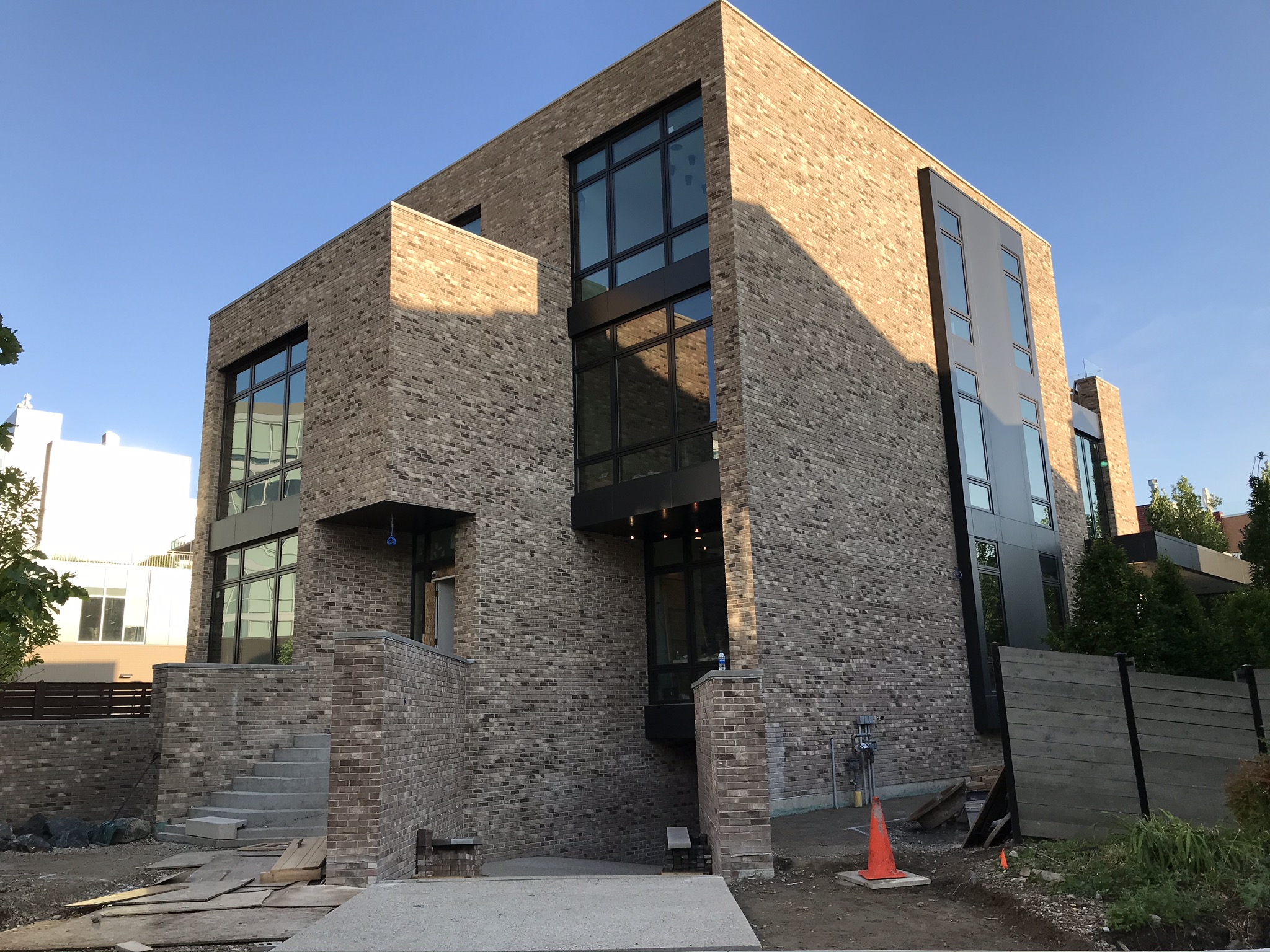 Wilmot Residence Chicago Bricks Inc.