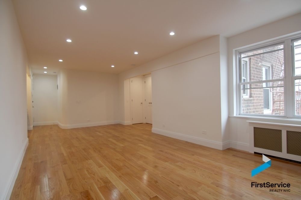 A compact studio in Cobble Hill for 499,995, no board approval required