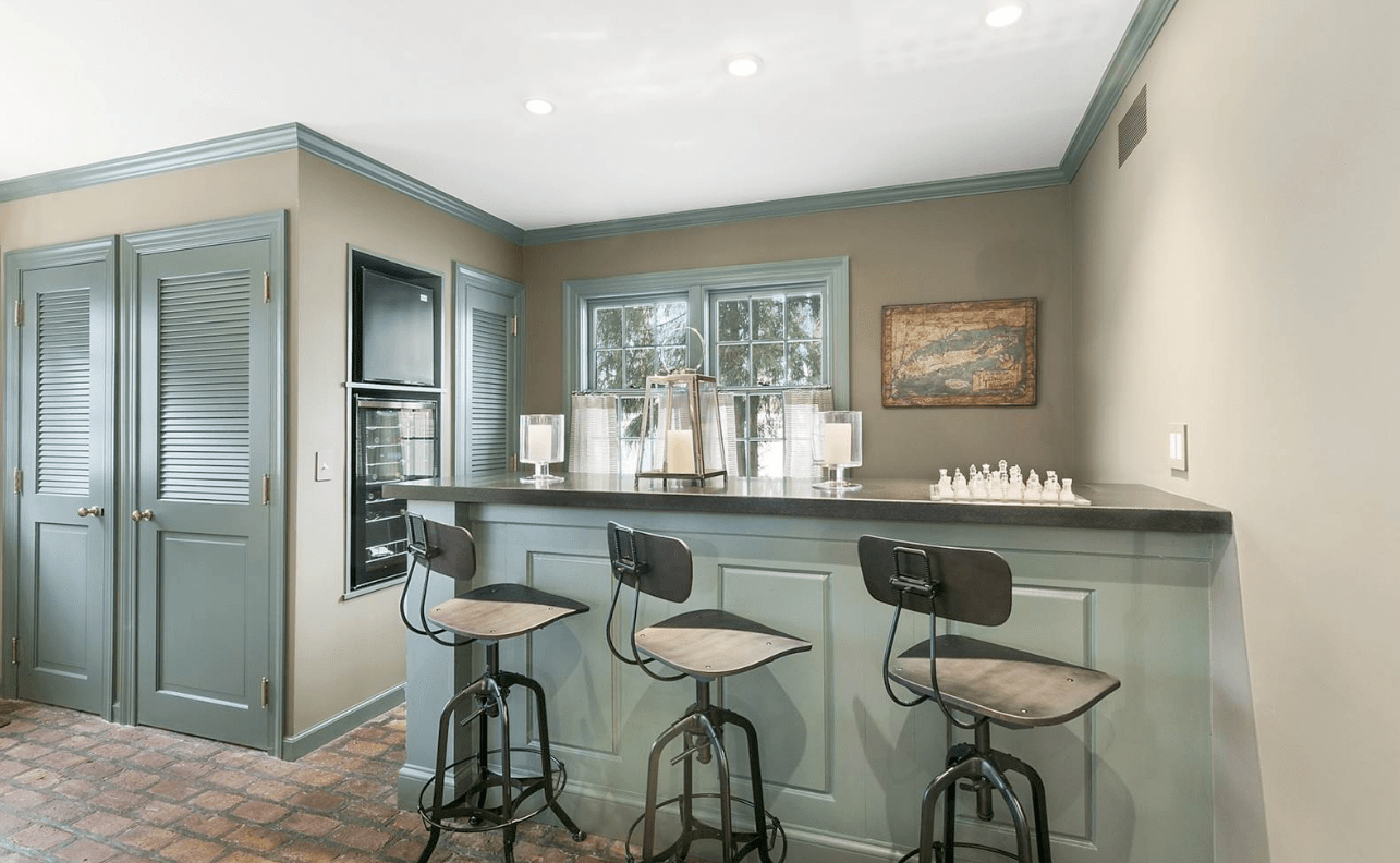 For the median price of a Manhattan apartment, this North Fork five