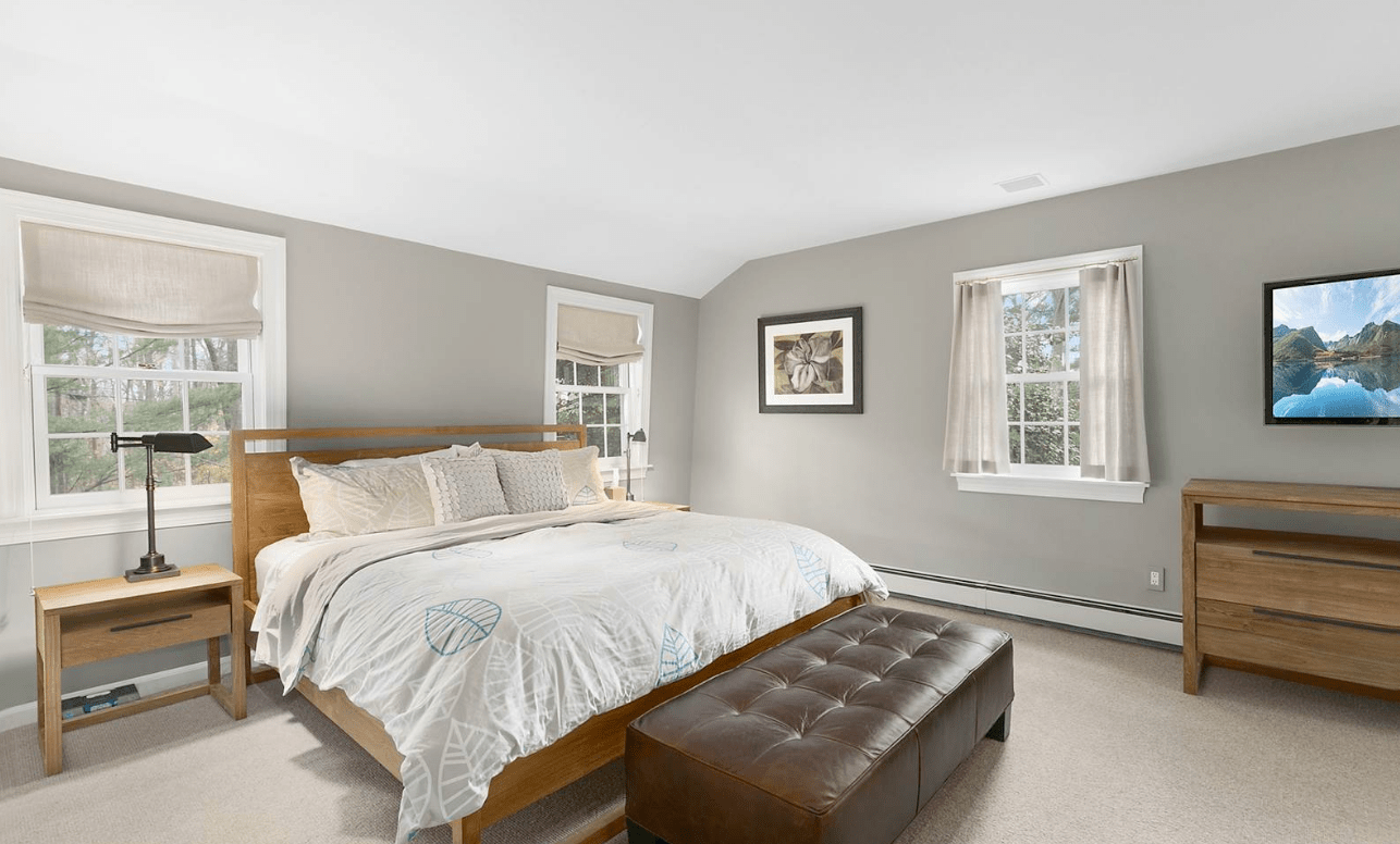 For the median price of a Manhattan apartment, this North Fork fivebedroom is yours (but expect