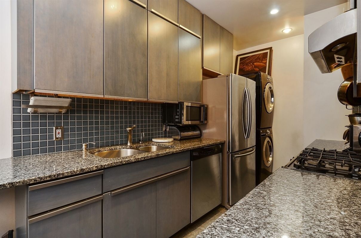An Inwood two bedroom with modern upgrades for 449,000—but you need to