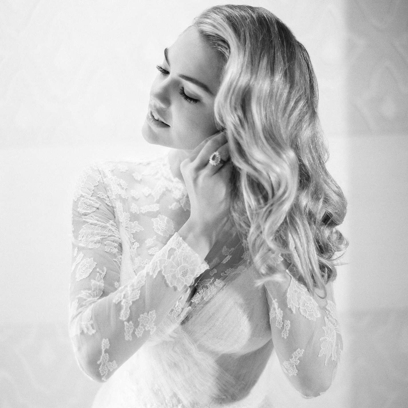 Kate Upton's Wedding Dress Is About to Be Your New Dream Gown