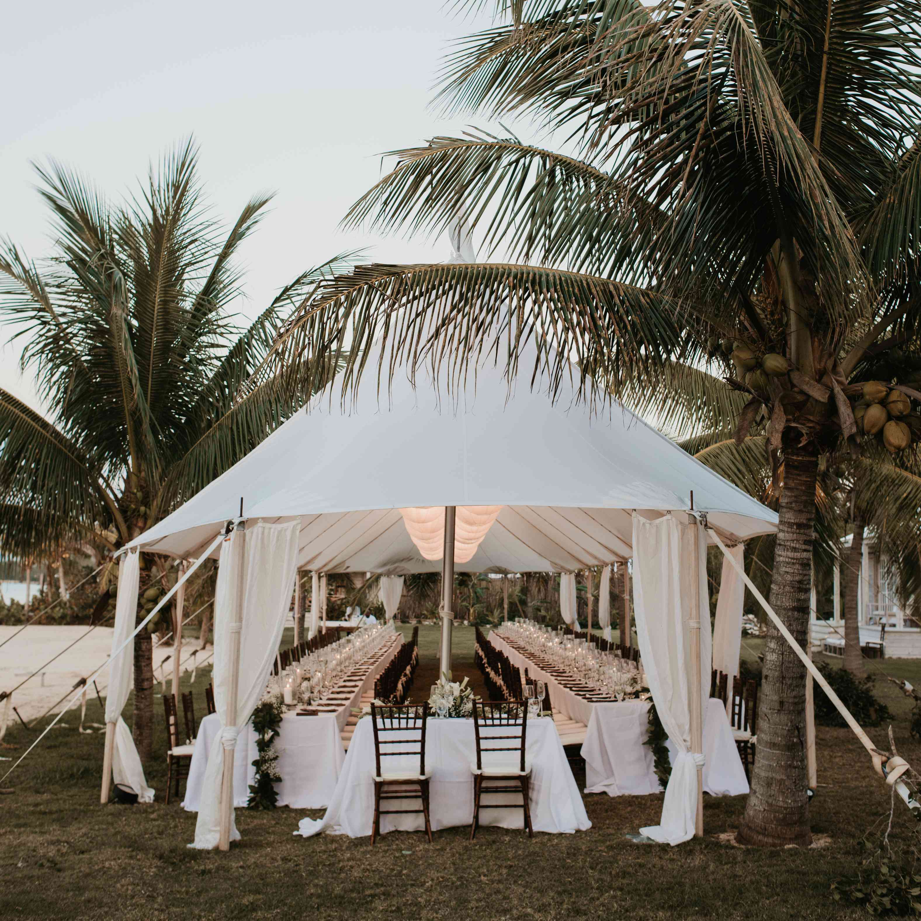 Quick Answer: How Much Does A Outdoor Wedding Tent Cost
