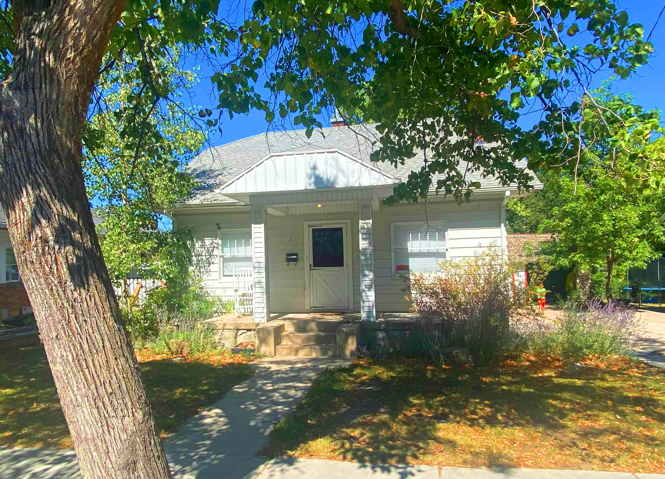 311 East Forest Rental