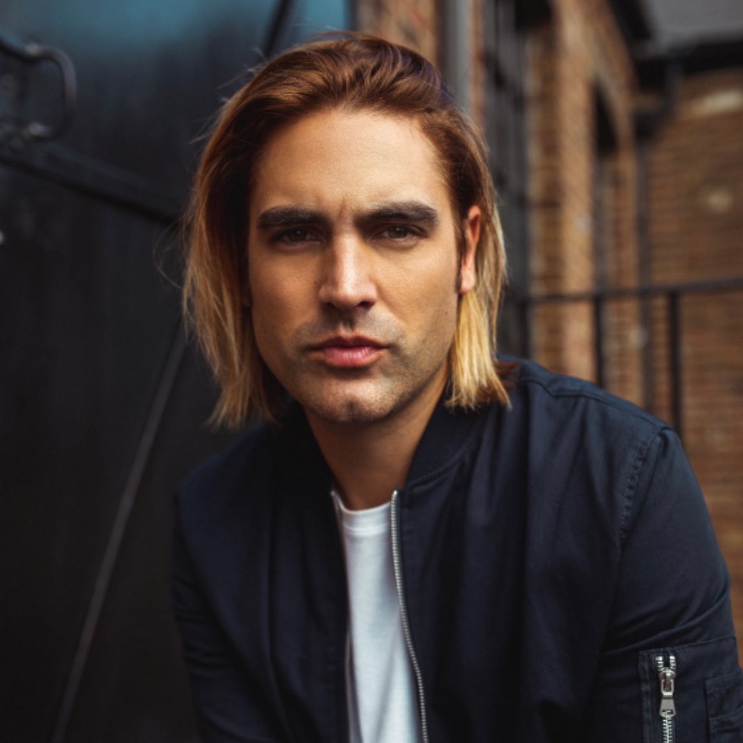MUSIC NEWS Charlie Simpson Releases New Single ‘All The Best’ Bring