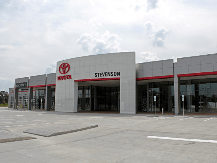 STEVENSON AUTOMOTIVE GROUP Brinn Glass