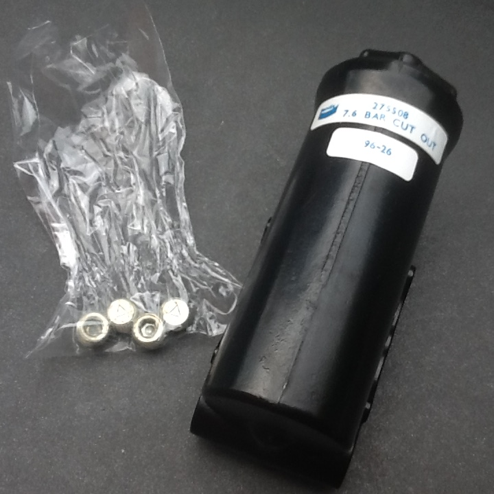 AIR BRAKE NEW GOVERNOR VALVE D2 275508