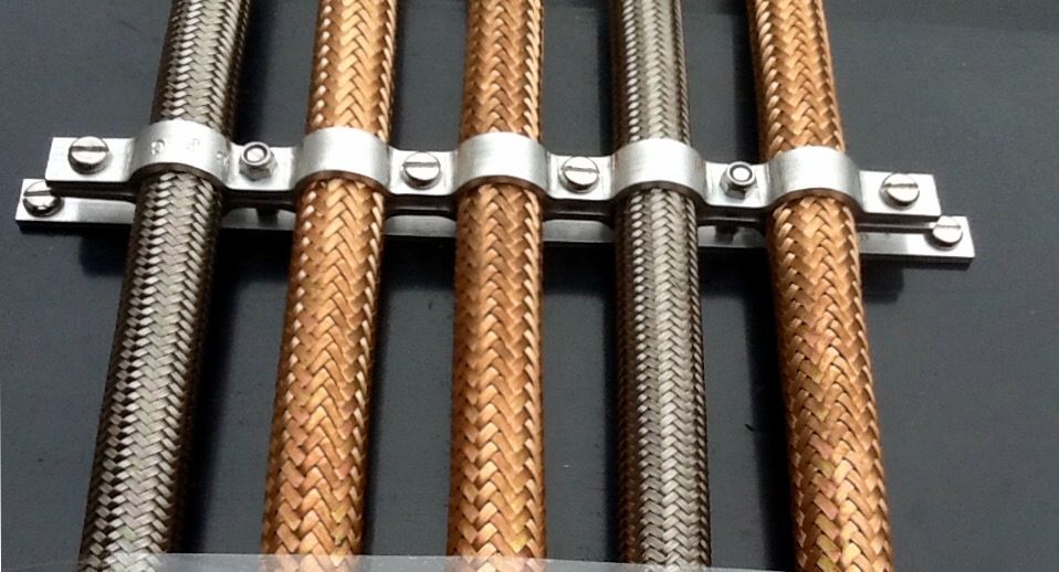 Cable Conduit Fixing Bracket 20mm Diameter Five Ports