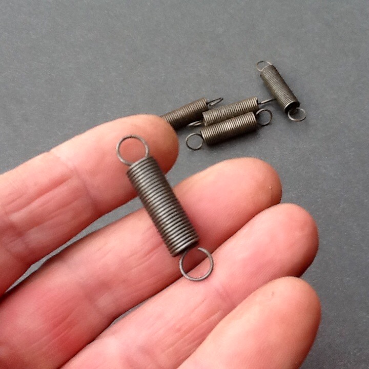 Small Expansion Springs 40mm Long X 7.50mm Diameter