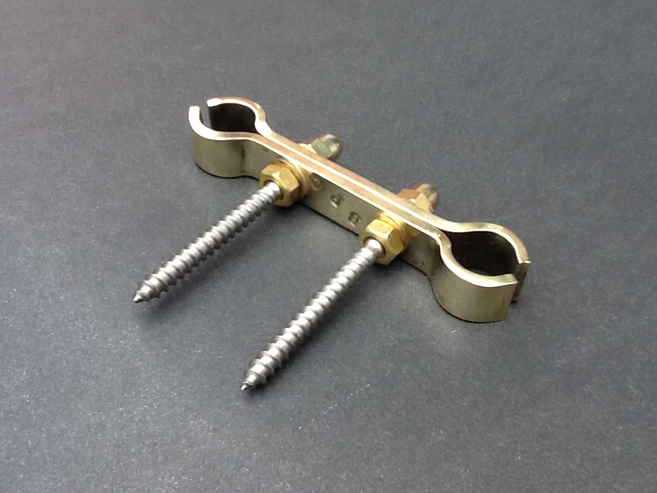 60mm Pipe Spacing Bracket Shower Plumbing Solid Brass 15mm Pipes