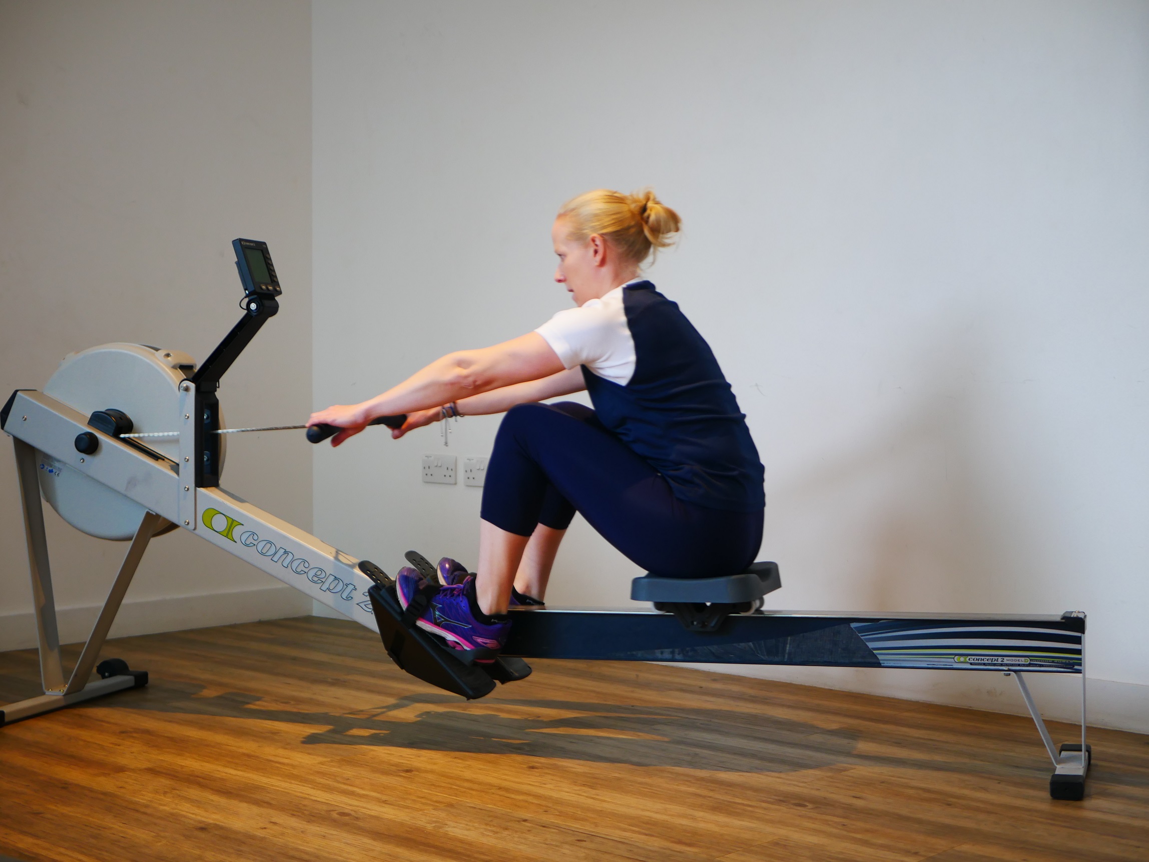 proper form using rowing machine