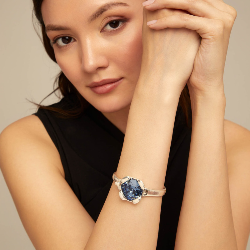 Charisma Large The Bronze Lady