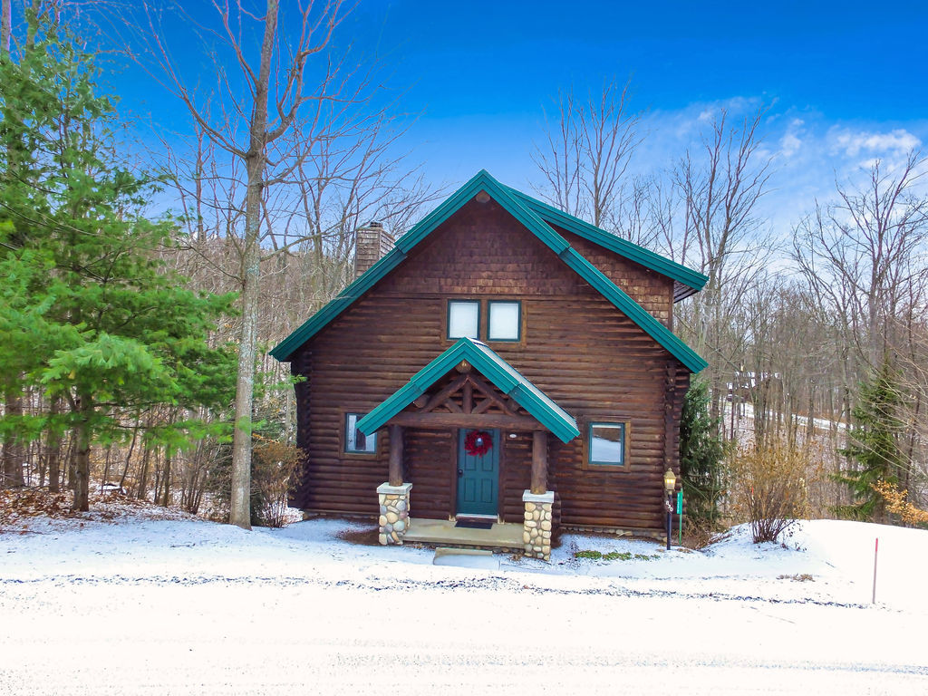 SOLD 01220 Powder Ridge, Door 830, Boyne Falls, MI 49713 485,000