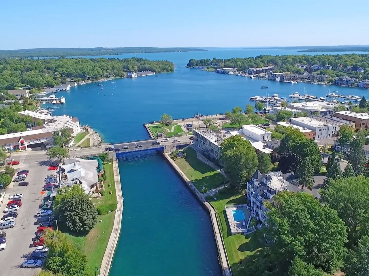 Pointes North Inn Real Estate Charlevoix, MI Real Estate