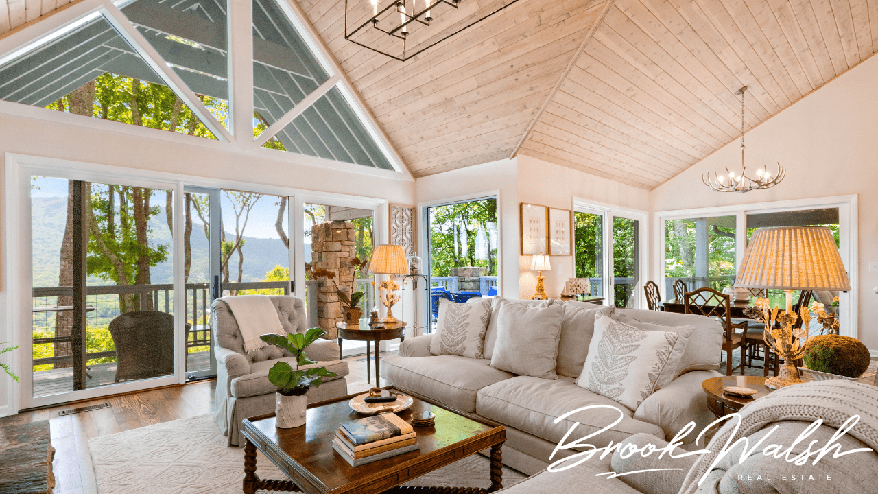 Your Guide to Waterfront Homes for Sale on Mullett Lake