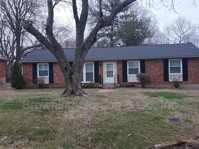 4810 Danby Drive Nasville, TN 37211 Browning & Gordon