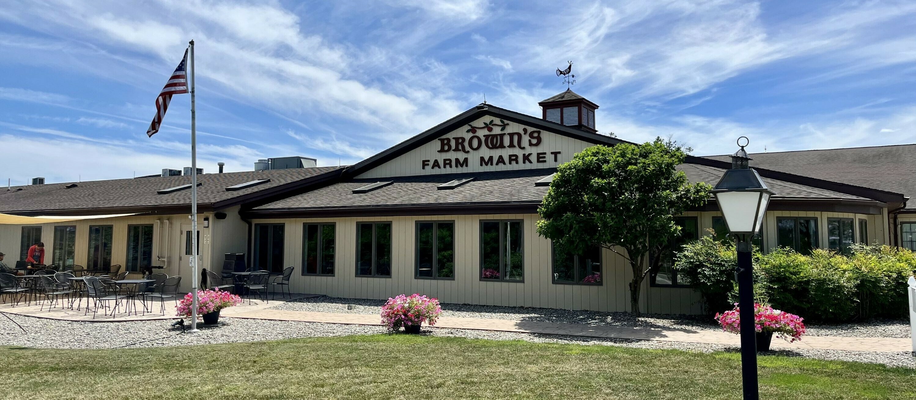 Brown's Orchards & Farm Market York… Brown's Orchard & Farm Markets