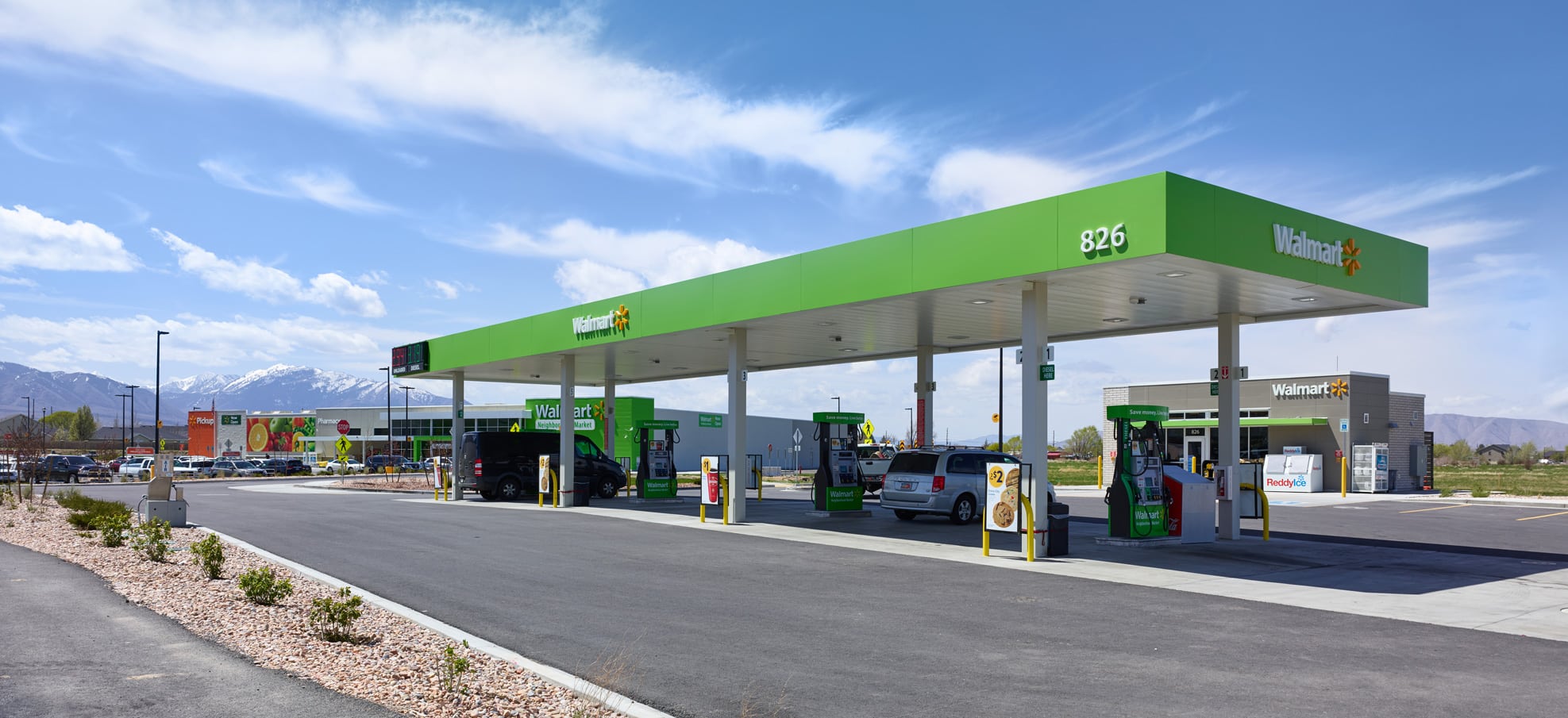 Walmart Neighborhood Market // BRR Architecture