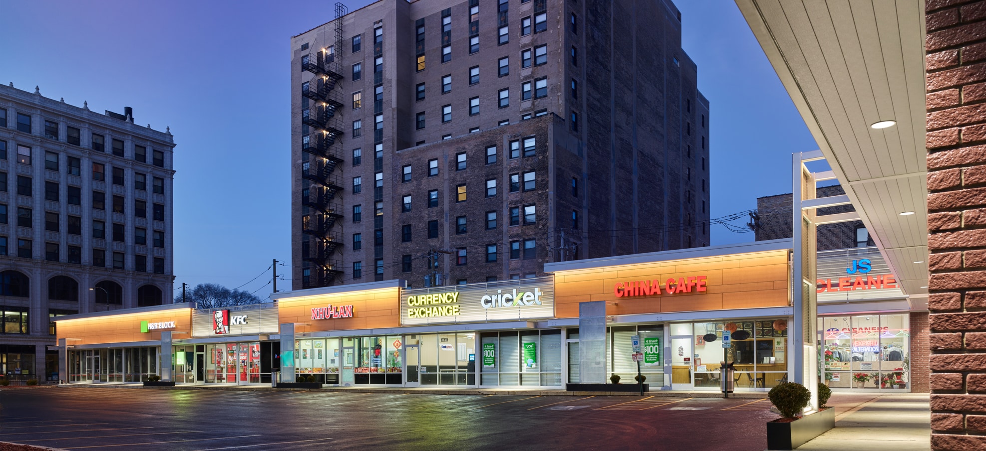 Uptown Retail // BRR Architecture