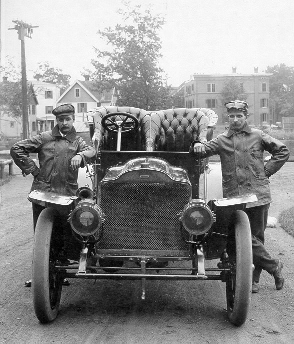 THE COLUMBIA CAR; THE COLUMBIA AUTOMOBILE
