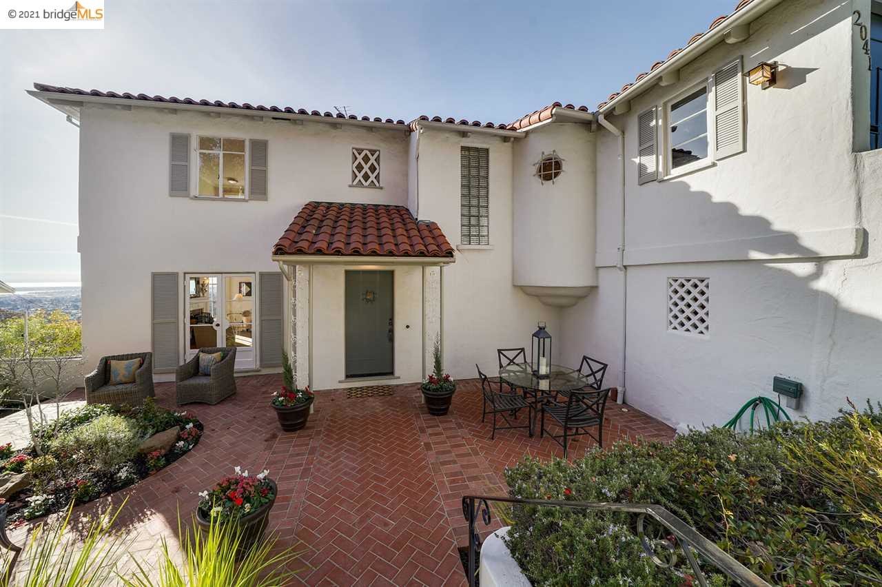 Oakland Oakmore Hillside Home With View Now Listed For Sale At 2041