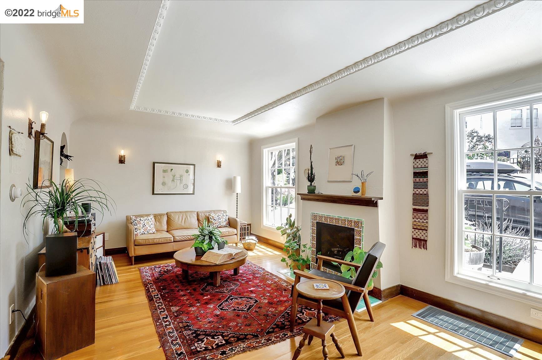 Inviting Crocker Highlands Home Now Available At 1432 Holman Road, Oakland