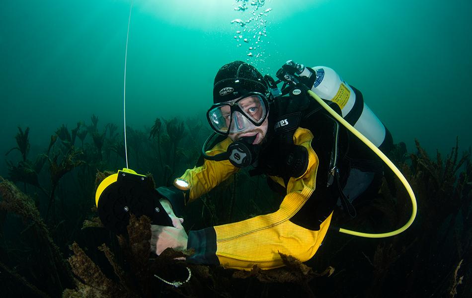 Twinset and Accelerated Procedures Diver British Sub