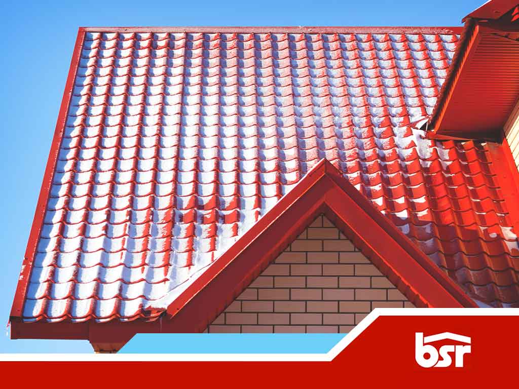 How to Properly Remove Snow From Your Roof