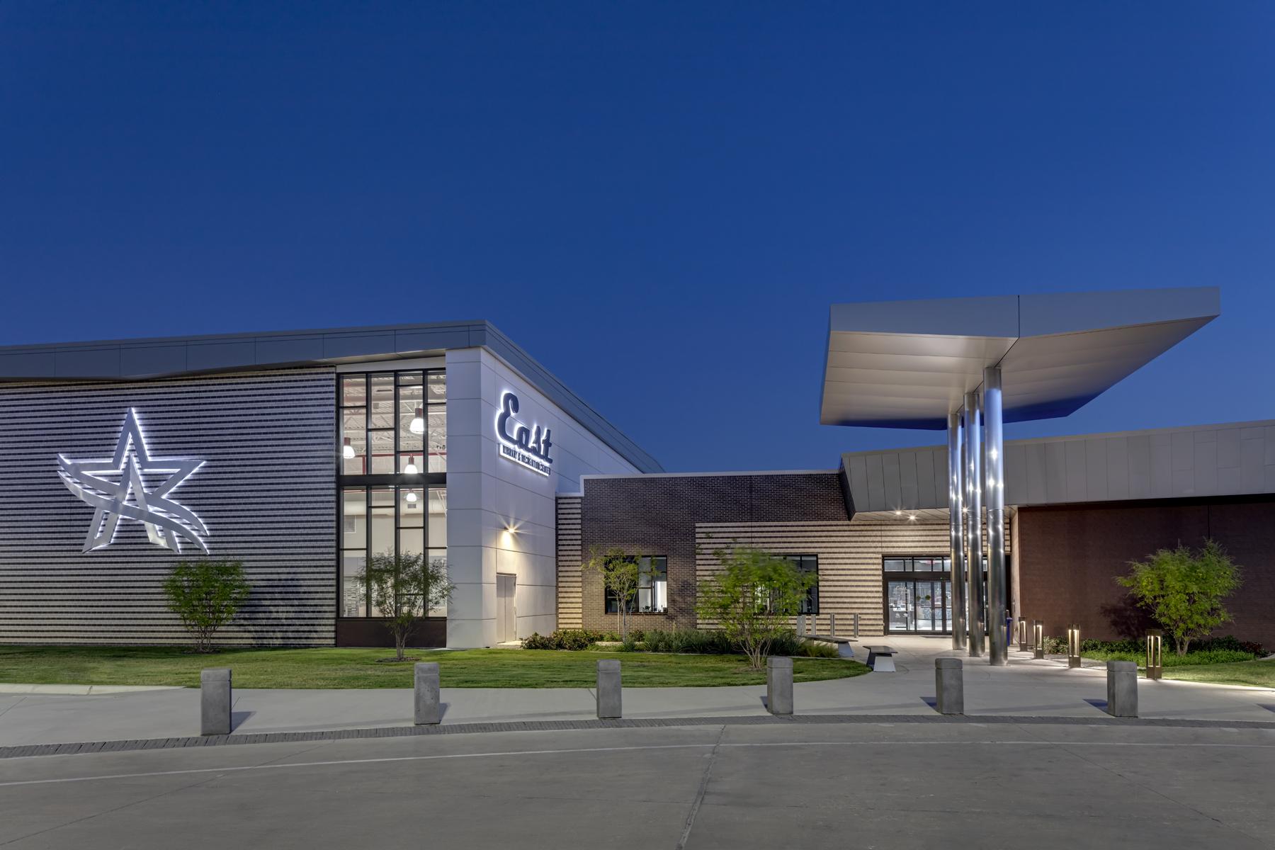 East Arlington Library & Recreation Center Brinkley Sargent Wiginton