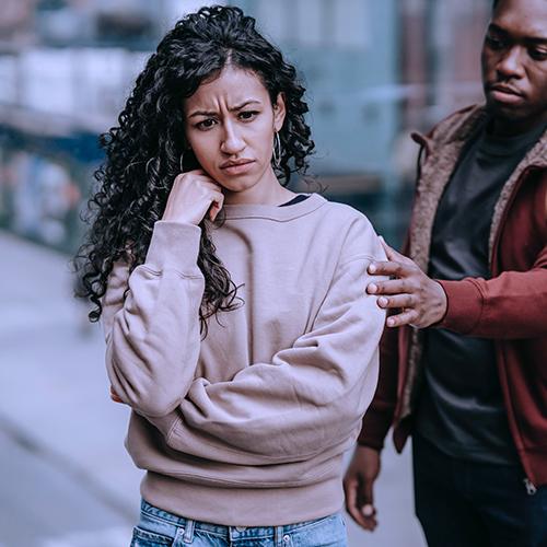 4 Ways Your Husband is Gaslighting You