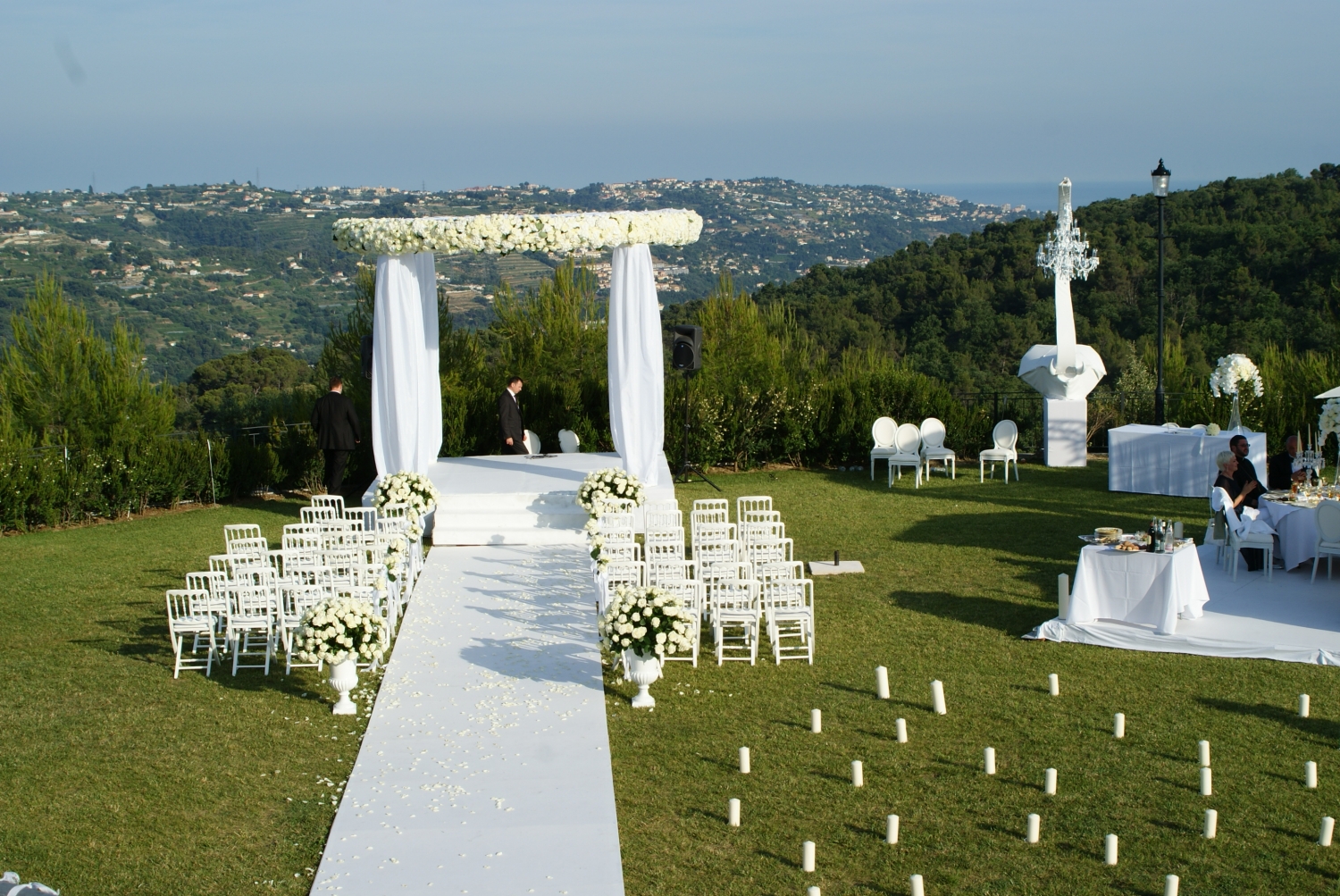 bubblefrenchrivieraweddingplanner French Riviera entertainment