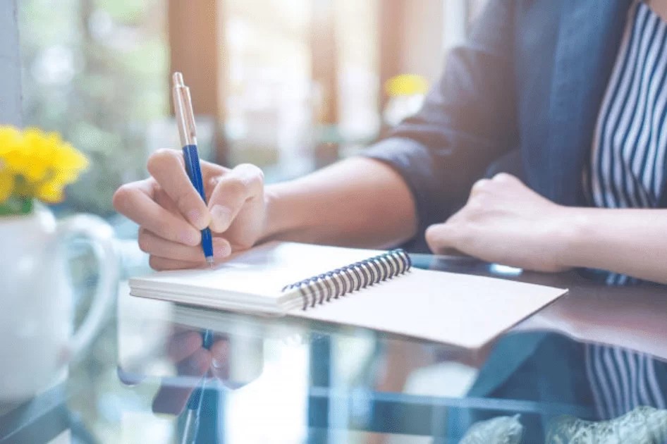 Simple Ways to Write a 200Word Essay Bubble Dock