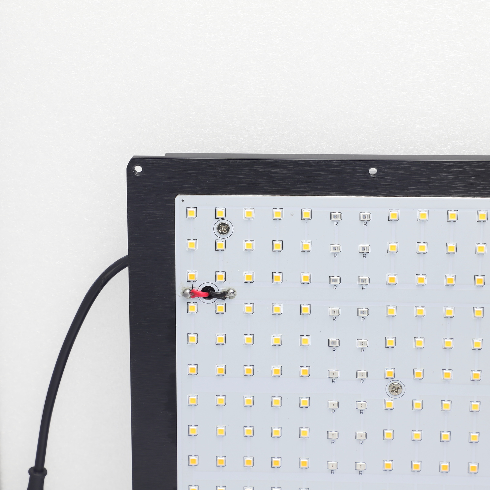 HyperMax LED Quantum Board 240w Samsung 301B Chips Full Spectrum Grow Light
