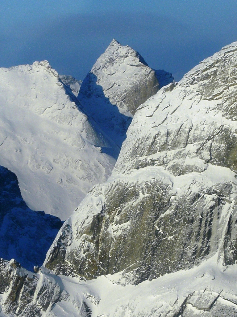 Flightseeing Over Gates of the Arctic National Park, Alaska BucketTripper