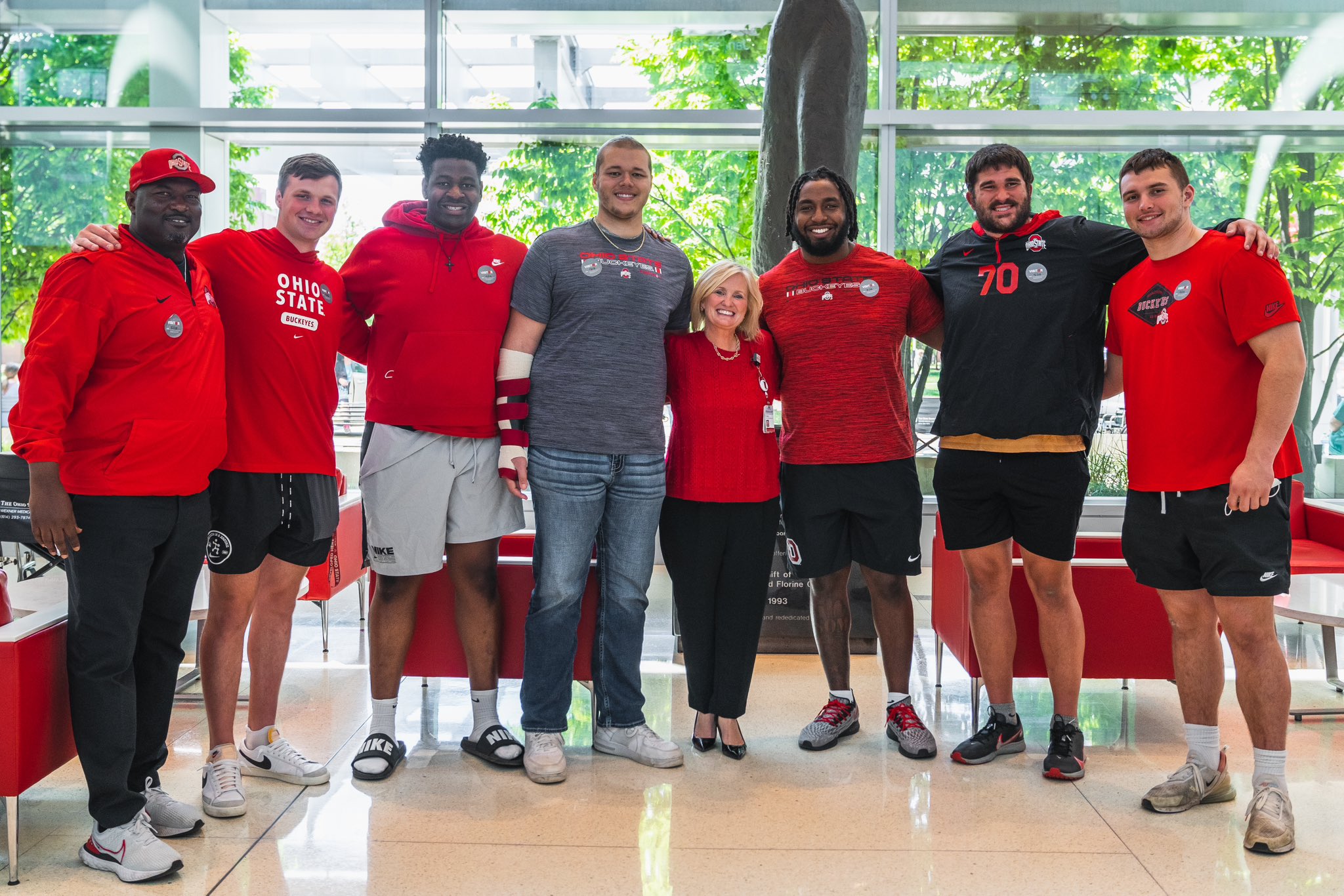 Ohio State Offensive Lineman Avery Henry Announces He Is Cancer Free