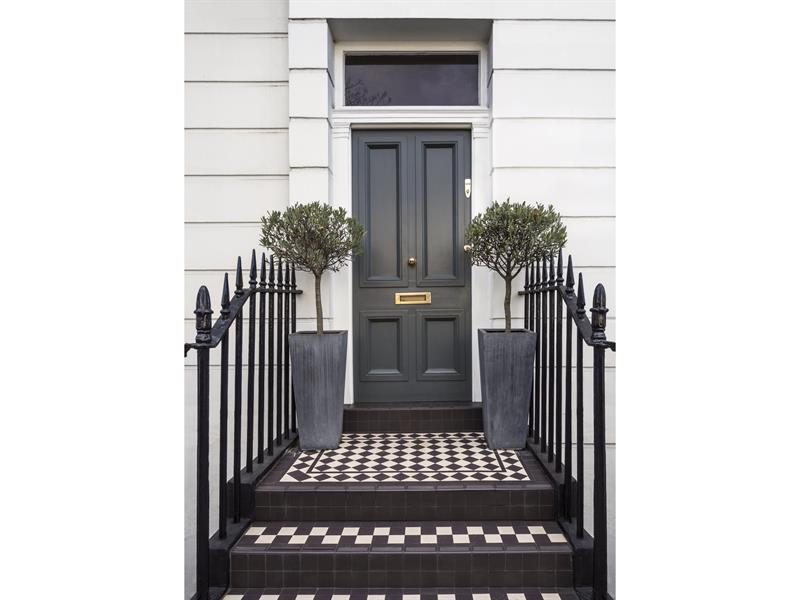 10 Year Weatherproof Wood Paint Grey Satin 2.5 litre from Buckfast Tools