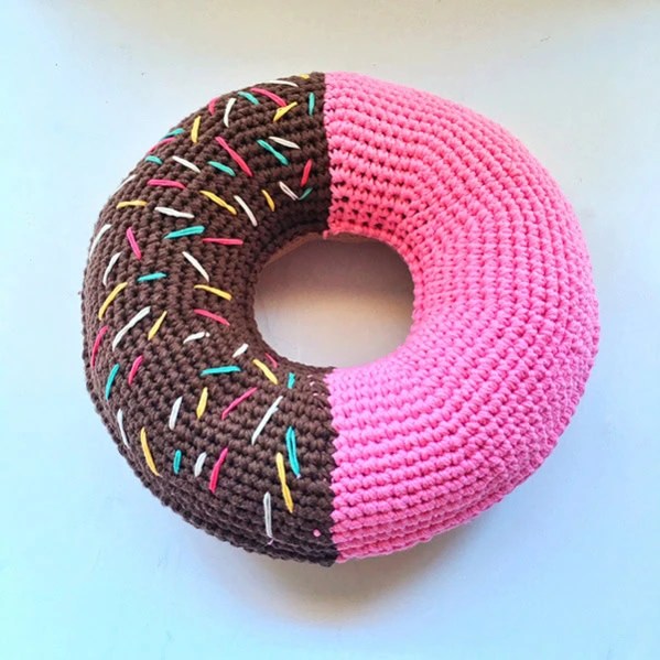 Crochet Donut Cushions Pattern & Tutorialid376916 by