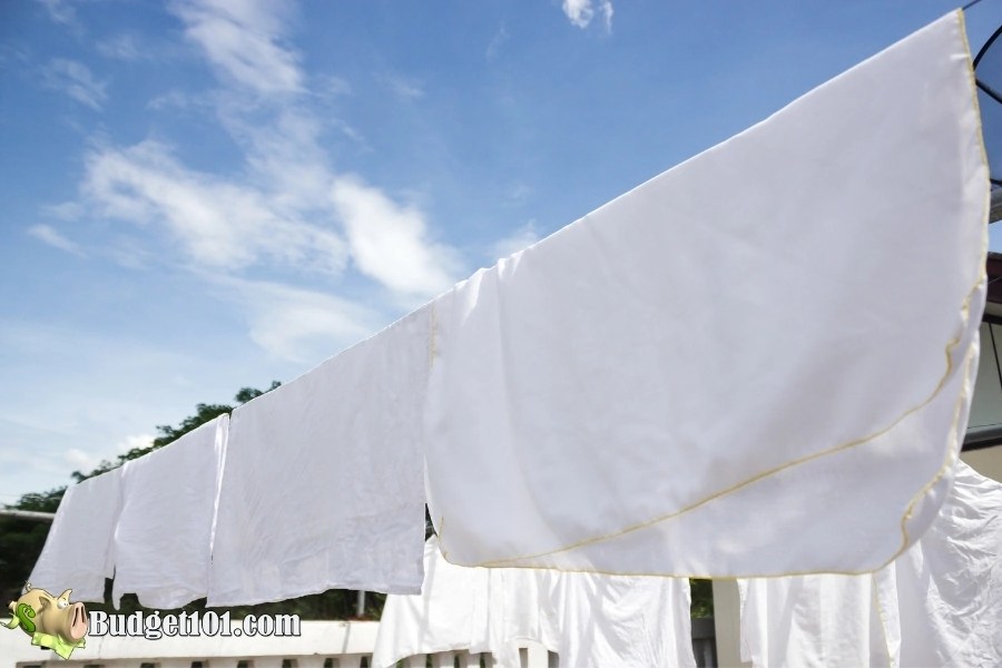 Easy Ways to Remove Urine Smell from Clothing by