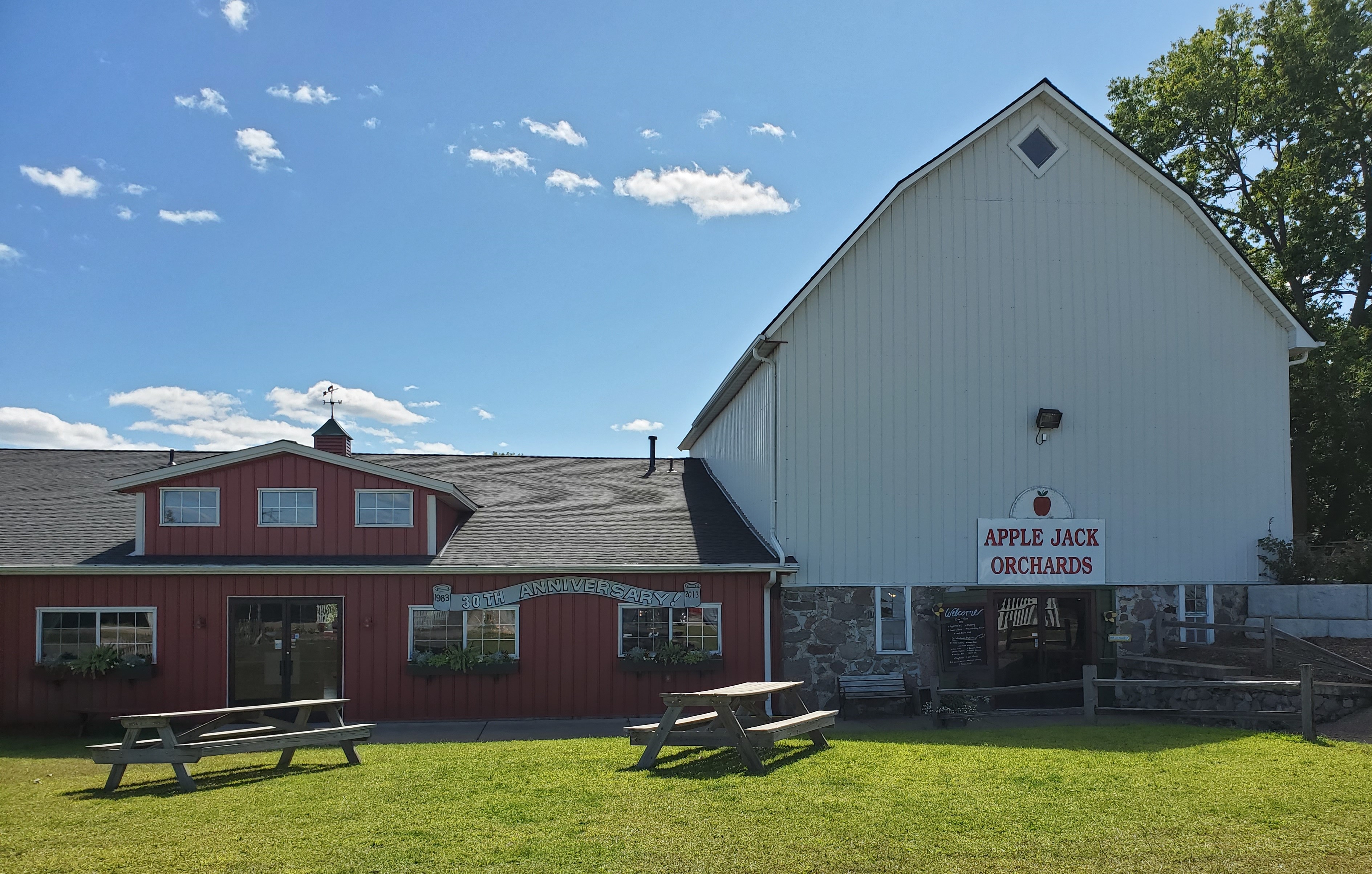 Orchards Winery Brewery Buffalo Area Chamber of Commerce & Tourism Bureau Buffalo, MN